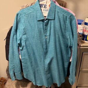 Robert Graham Blue and Pink Geometric Shirt